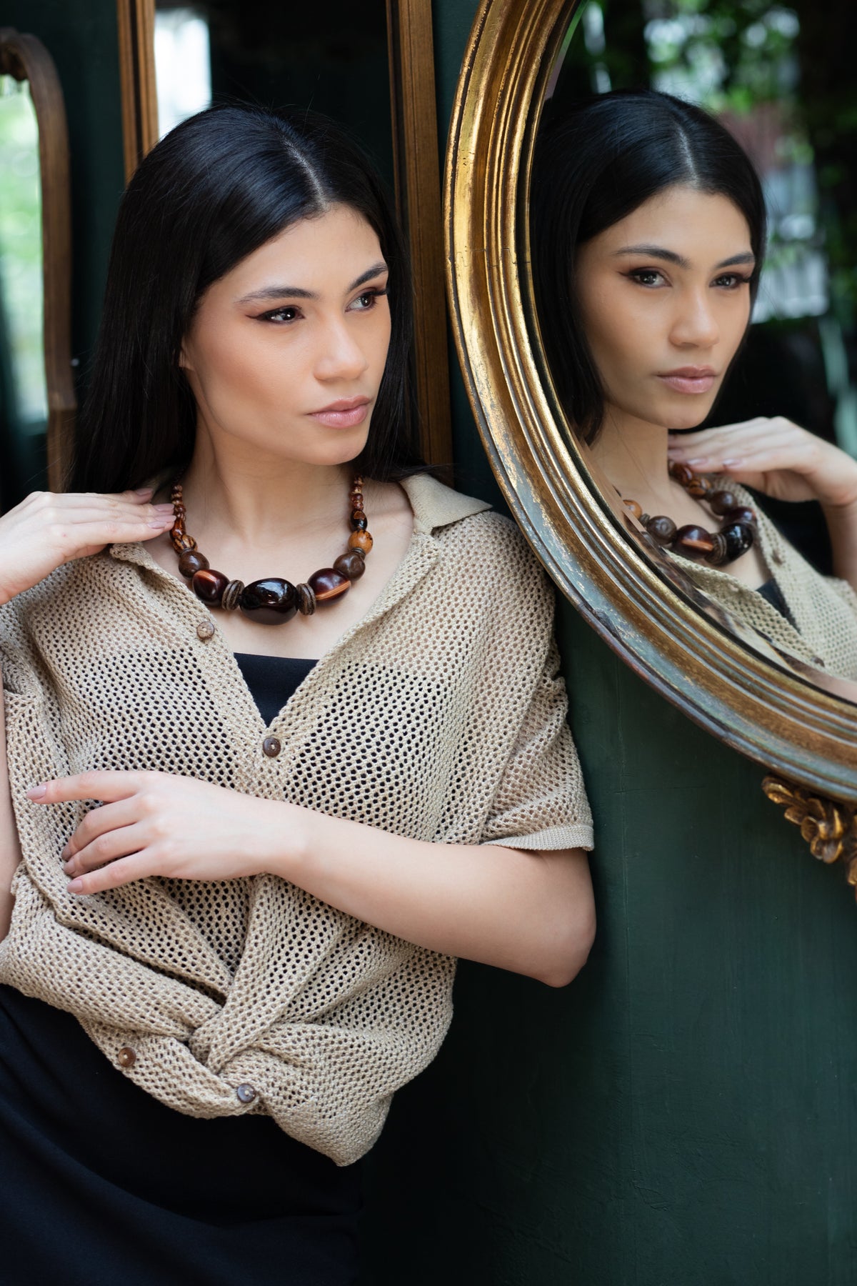 BROWN JARINA NECKLACE